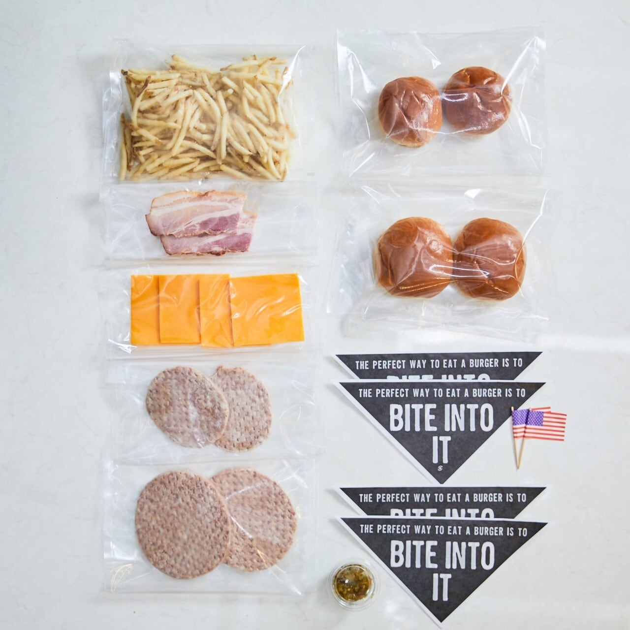 js メイド ホームメイドバーガーキット ファミリーセット(ベーコンチーズ) – BAYCREW'S FOOD MARCHE